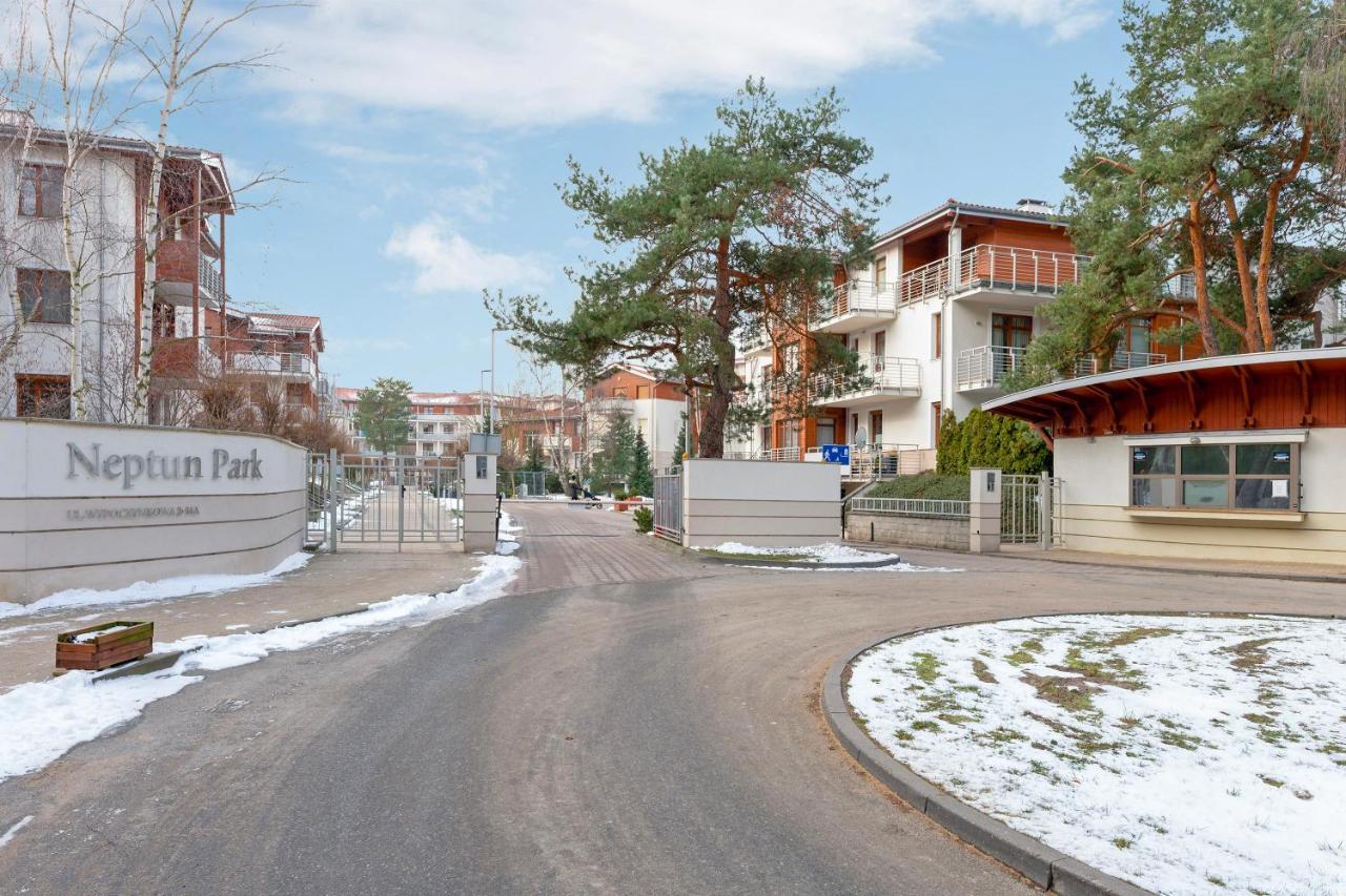 Baltic Apartment By The Sea กดัญสก์ ภายนอก รูปภาพ